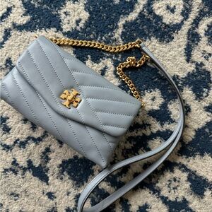 Like new: Tory Burch wallet on a chain